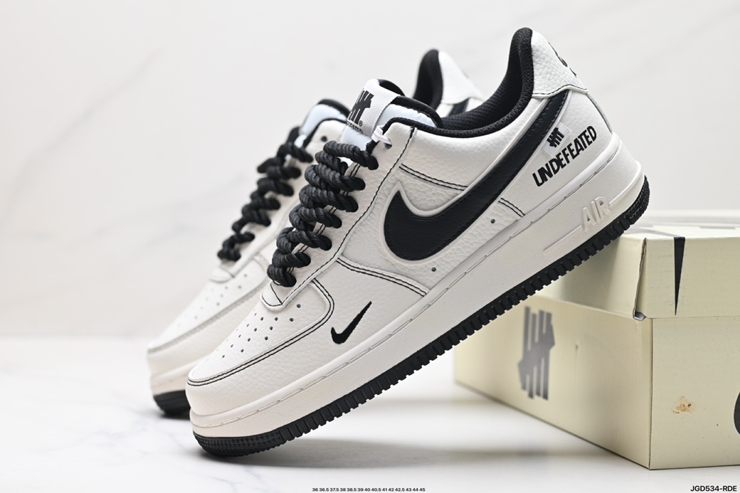 Nike Air Force 1 Shoes